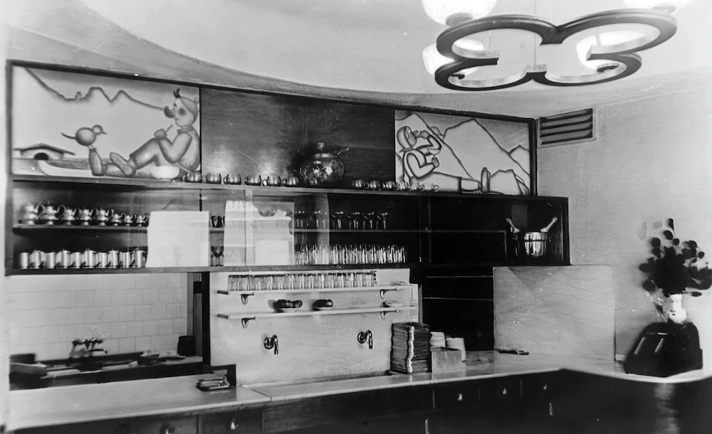 Historische Innenansicht des Café Munding um 1930